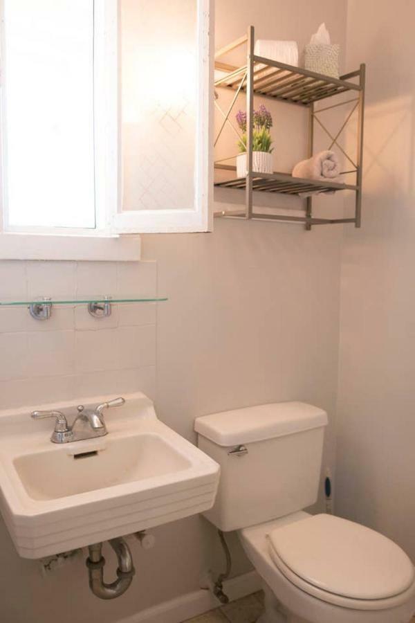 West End Neighborhood Cottage 산타 로사 외부 사진